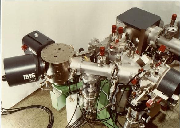 Secondary-ion mass spectrometry - Wikipedia