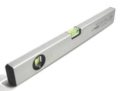 Niveau à bulle — Wikipédia