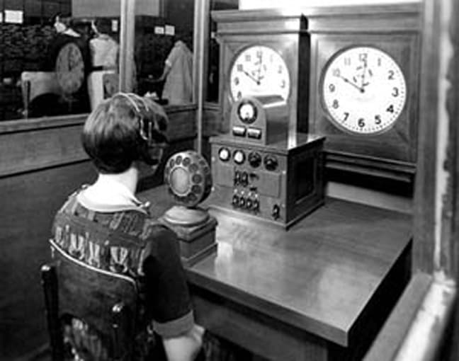 Speaking clock - Wikipedia