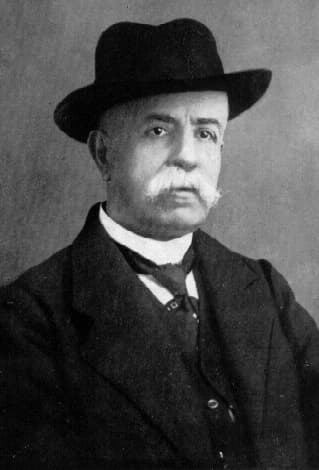 Gregorio Ricci-Curbastro — Wikipédia