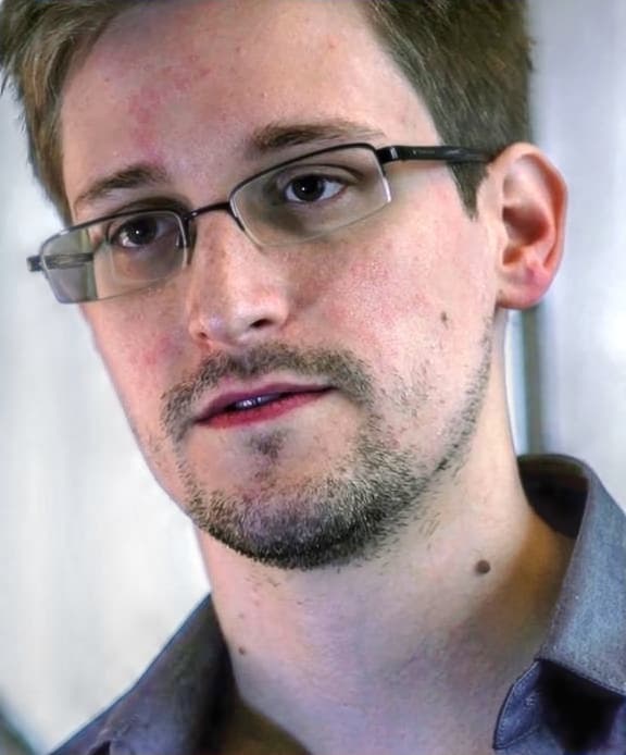 Edward Snowden — Wikipédia