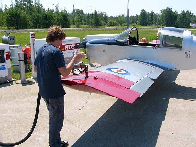 Avgas — Wikipédia