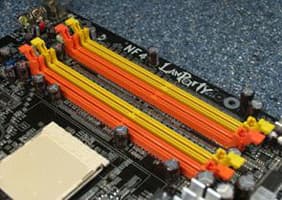 Architecture de mémoire à multiples canaux — Wikipédia