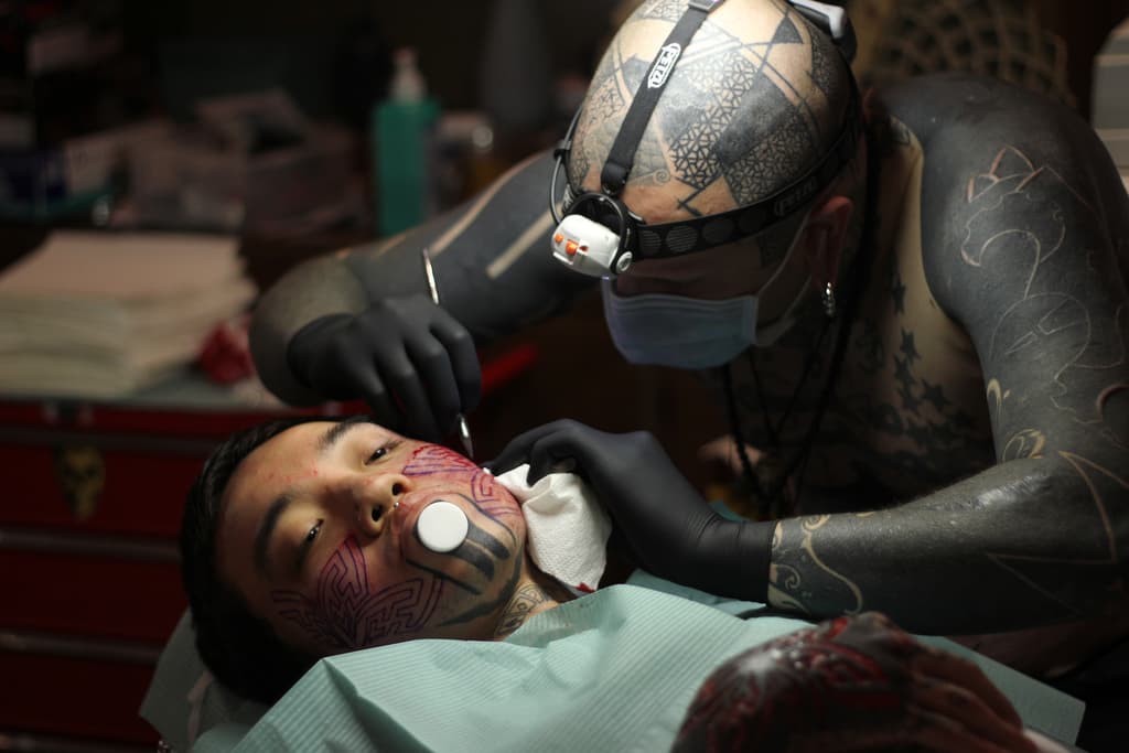 Body modification - Wikipedia