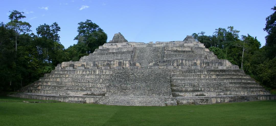 Caracol (Belize) — Wikipédia