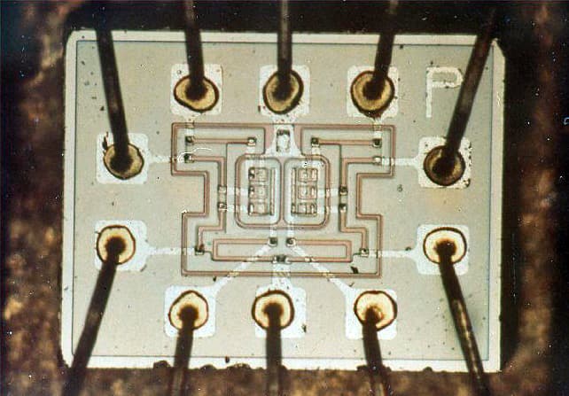 Porte logique résistance-transistor — Wikipédia