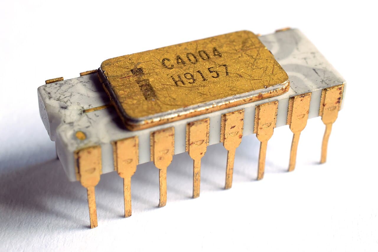 Intel 4004 — Wikipédia