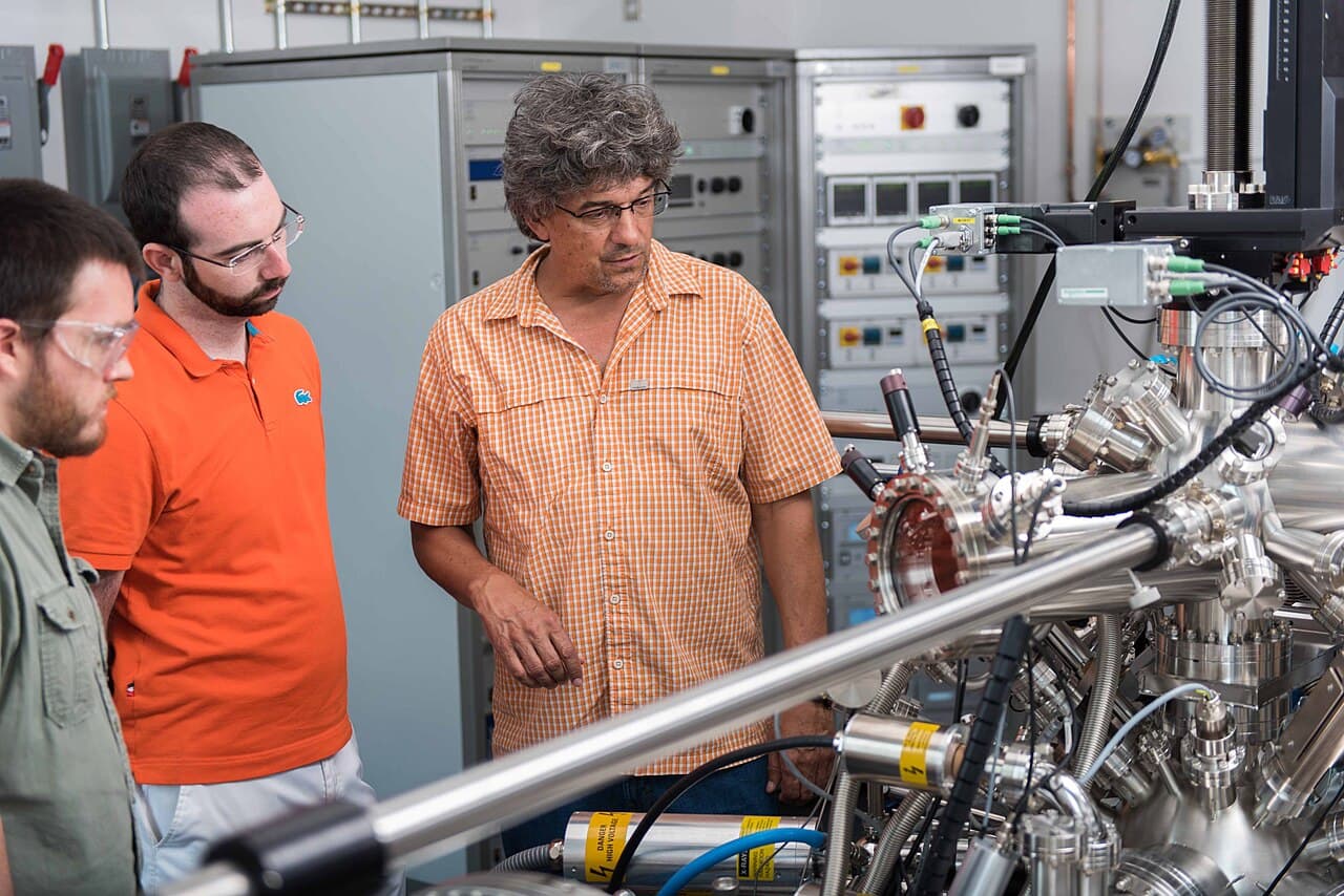 Ambient pressure - Wikipedia