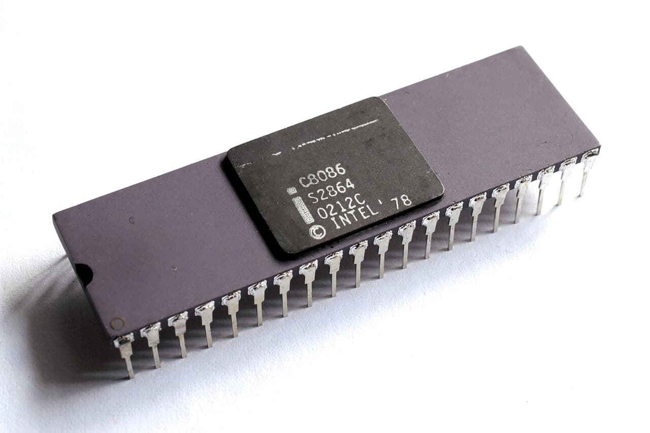Intel 8086 — Wikipédia