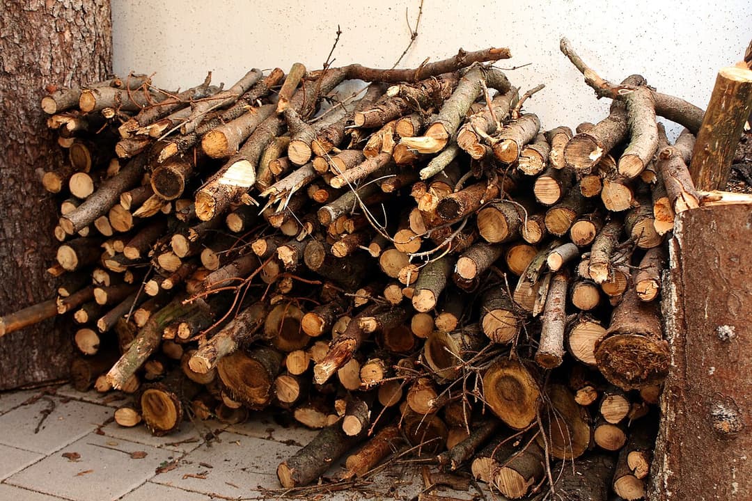 Firewood - Wikipedia