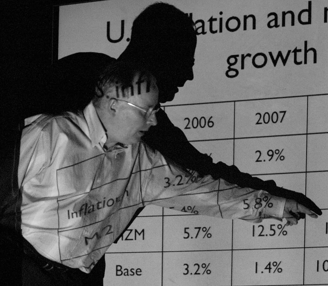 Économiste — Wikipédia