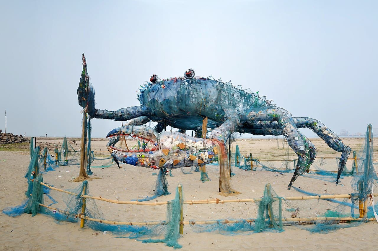 Installation art - Wikipedia