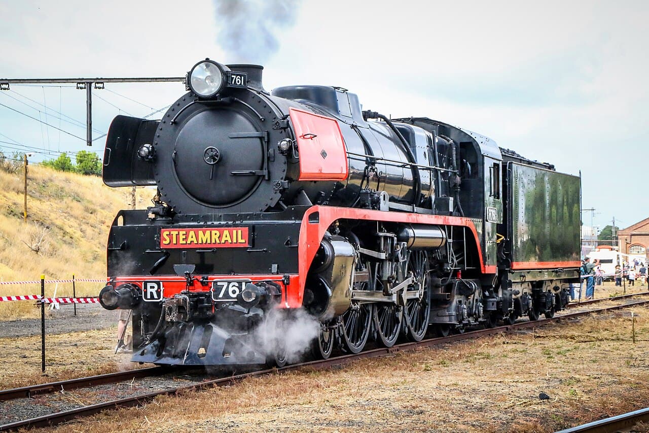 Locomotive - Wikipedia